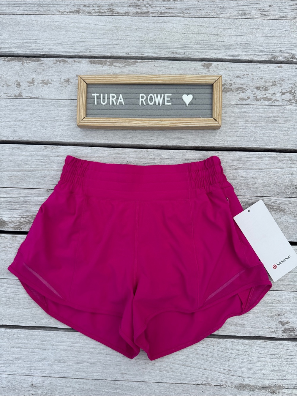 Lululemon Hotty Hot High Rise Lined Short 2.5” Pink Flare Size 4 NWT
